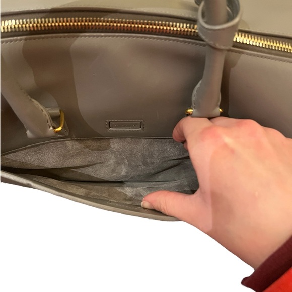 Saint Laurent Classic Duffle 6 Smooth Leather Zip Top Doctor Crossbody Tote Bag - Picture 13 of 16